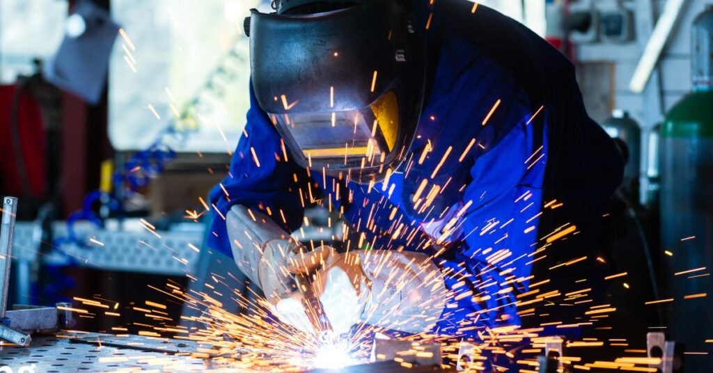 Experienced Welder Jobs in Italy
